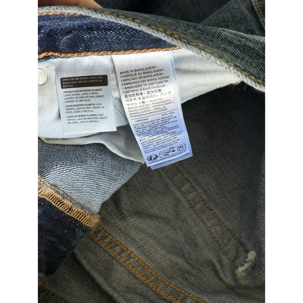 Levis NWT 505 Jeans Mens 32x34 Blue Denim Regular Fit Straight Leg Classic